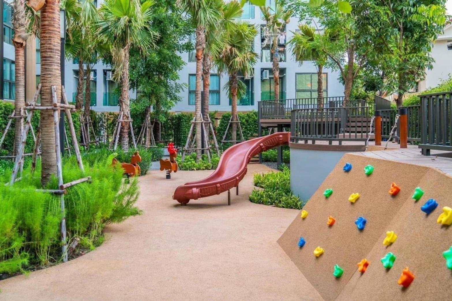 Sukhumvit Pool&gym Wi-fi Free Bus To Bts