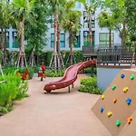 Sukhumvit Apt Pool&Gym Wi-Fi Free Bus To Bts